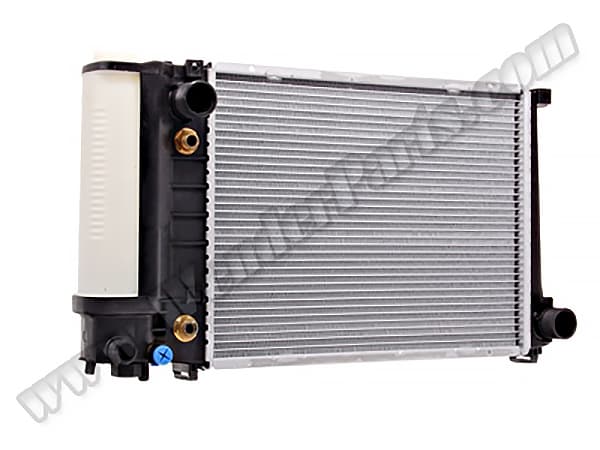 BMW 3 Serisi E30 M40 M20 Motor Su Radyatörü Otm.Şanz; AC+
