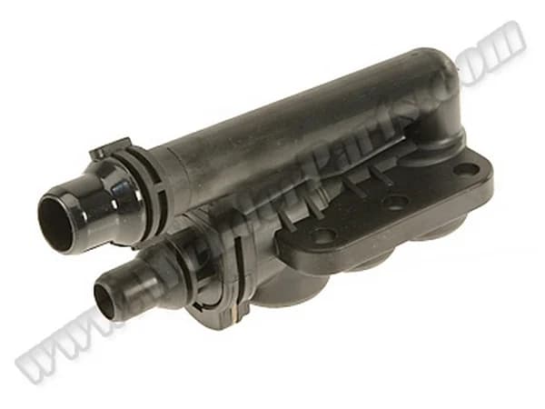 BMW 5 Serisi E60 Termostat 82C