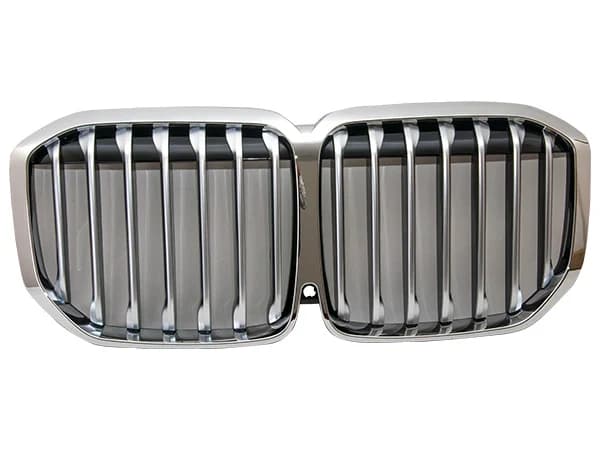 BMW X7 G07 2019-2021 Grille Chrome Chrome Black Camera