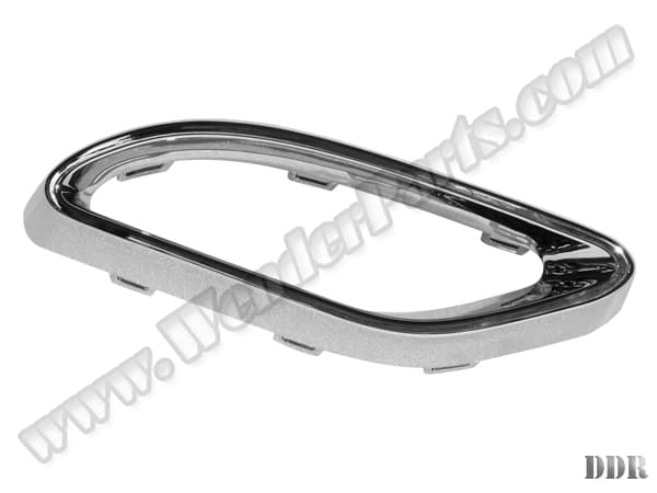 Mercedes C Series W205 Exhaust Tip Frame Left; Chrome