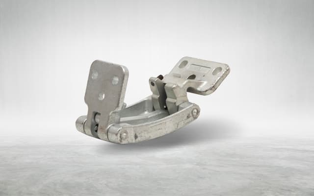 Mercedes Sprinter 906 Kapı Menteşesi Arka Alt Sol 270º