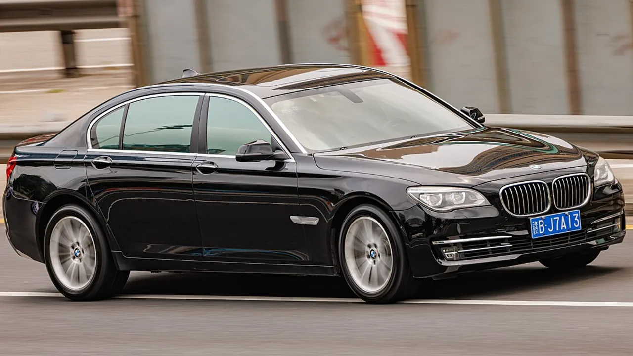 BMW 7 Serisi · F01 araç görünümü