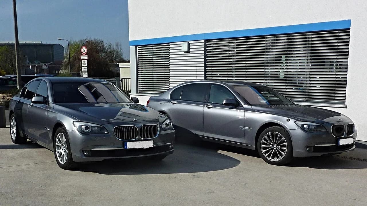 BMW 7 Long · F02 araç görünümü