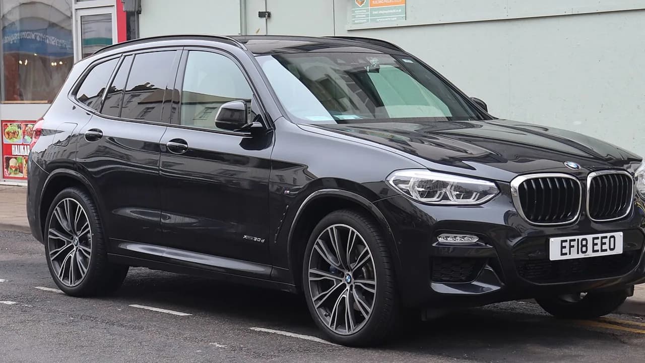 BMW X3 · G01 araç görünümü