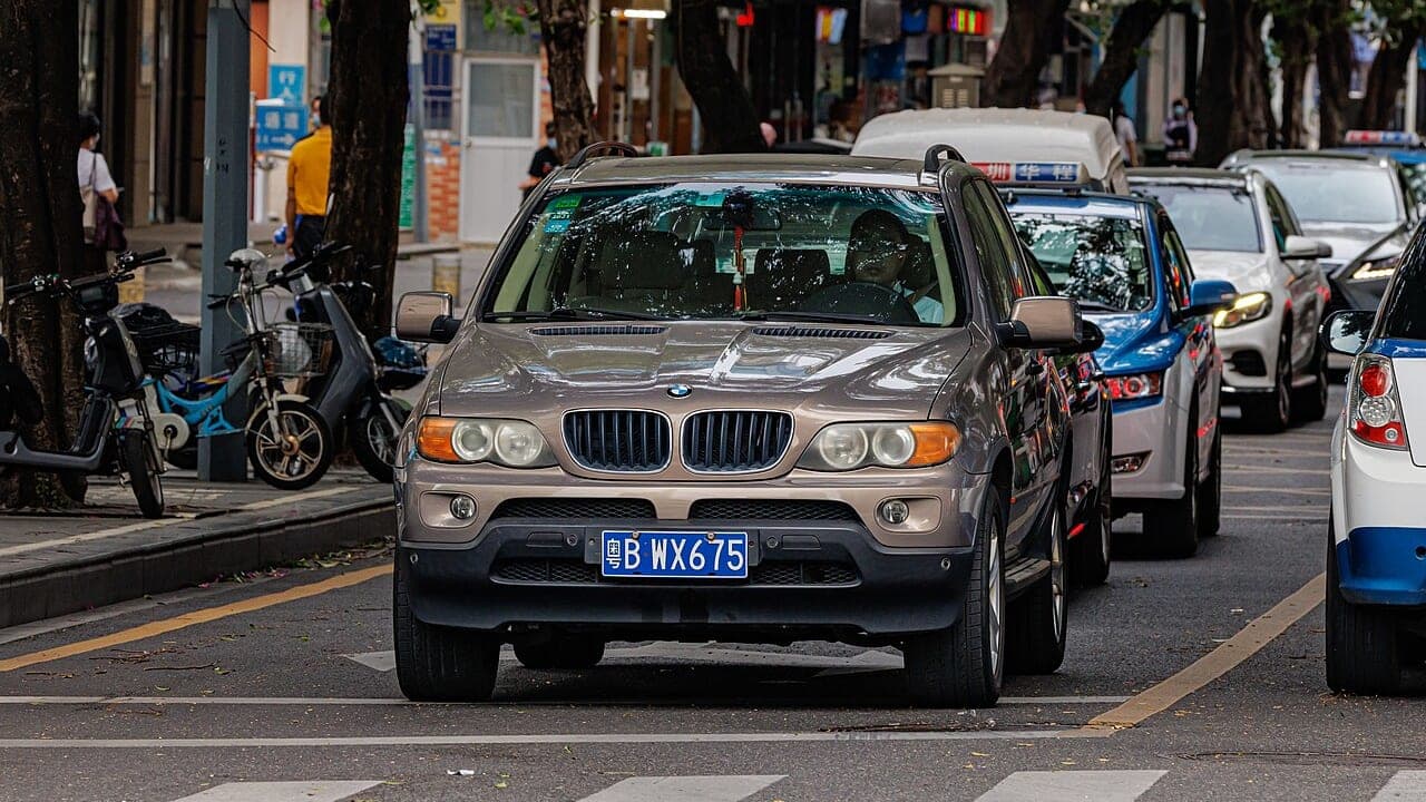BMW X5 · E53 araç görünümü