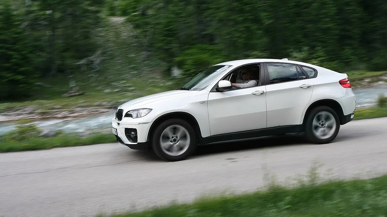 BMW X6 · E71 araç görünümü