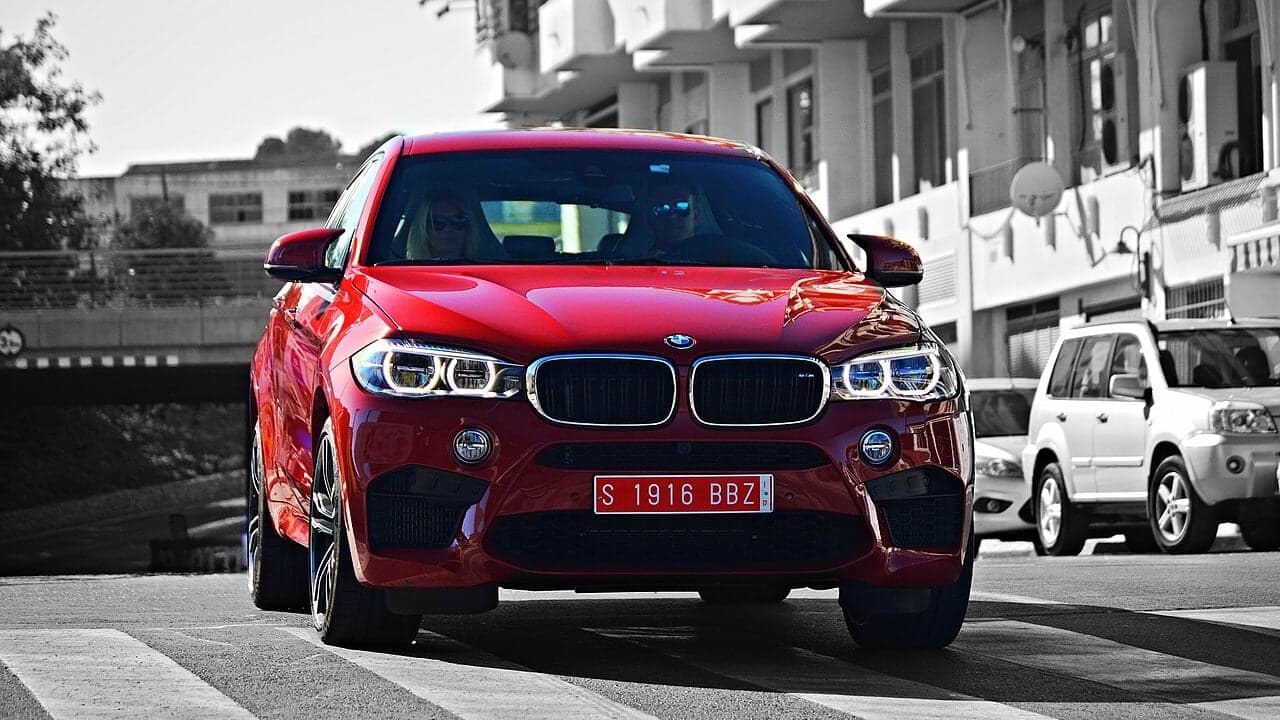 BMW X6 M · F86 araç görünümü