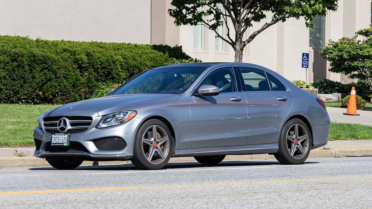 Mercedes-Benz C Serisi · W205 araç görünümü