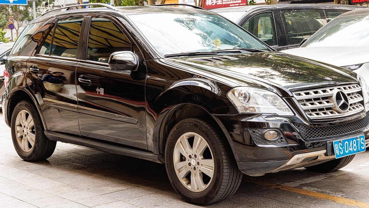 Mercedes-Benz ML · W164 araç görünümü