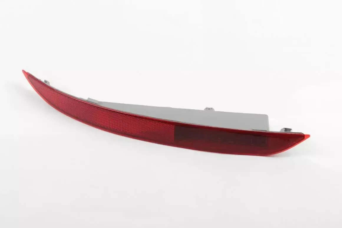 BMW X6 F16 Right Rear Bumper Reflector