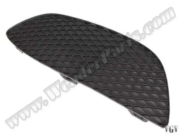 Mercedes C Serisi W205 2015-2020 Tampon Izgarası Ön Sol; Kapalı