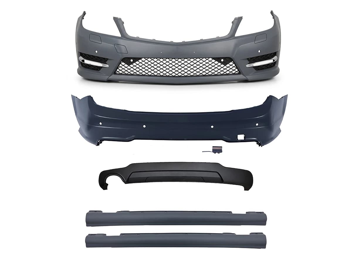 Mercedes C Serisi W204 AMG 2007-2013 Gövde Kiti Far Yıkamalı, Park Sensörü: Ön ve Arka, Çift Egzoz Çıkışlı, Marşpiyelli
