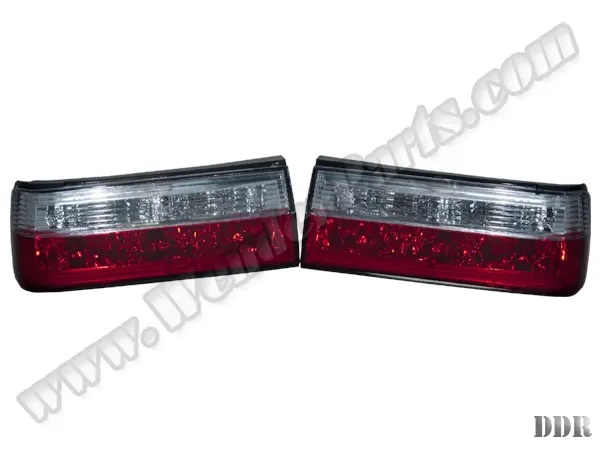BMW 3 Series E30 1988-1991 Complete Tail Light (Kristal) Beyaz Sinyal