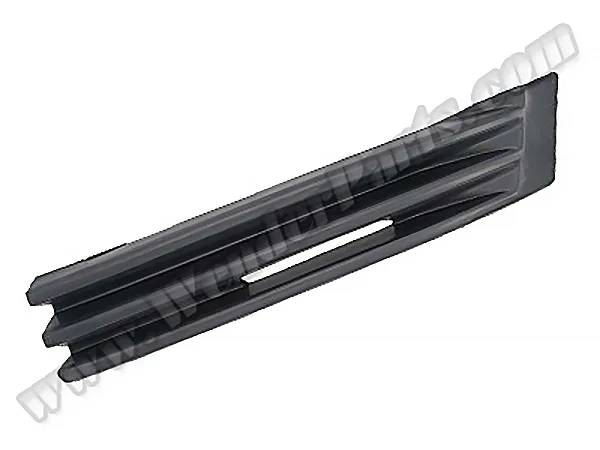 Mercedes C Serisi W202 1993-1999 Tampon Çeki Kapağı Ön Sol