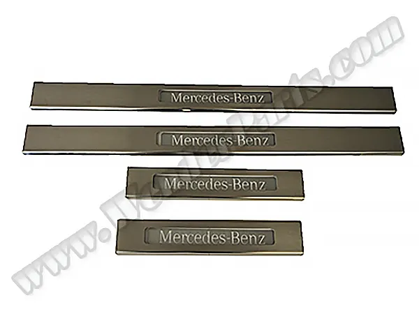 Mercedes ML Serisi W163 1998-2005 Marşpiye Led Yazısı (Mavi LED Farlı)