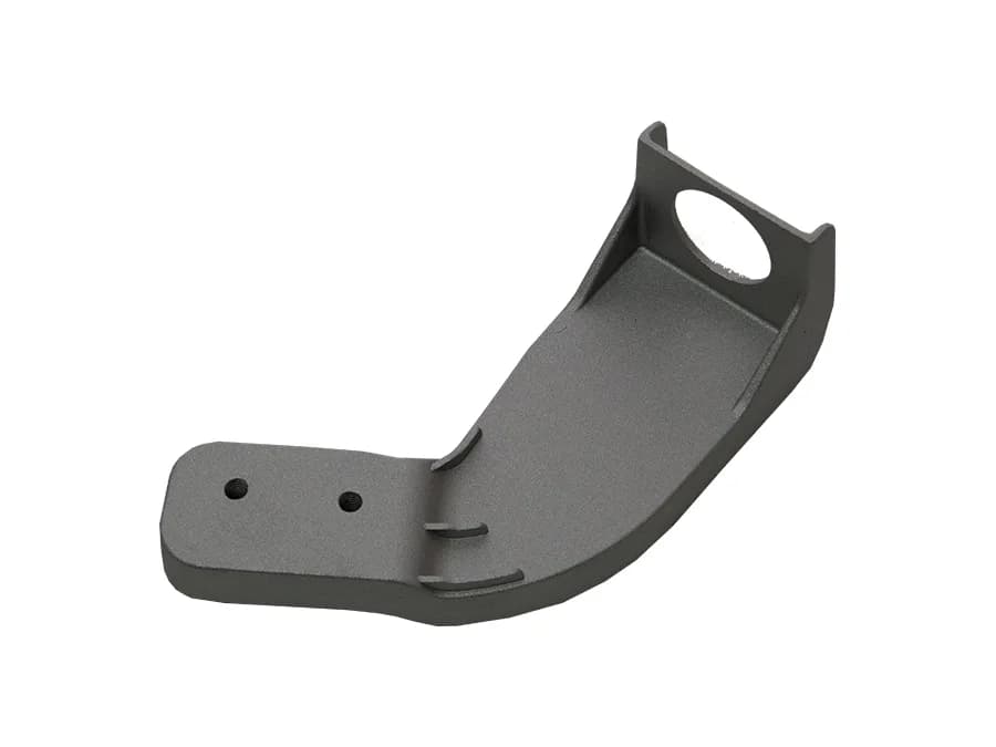 Mercedes C Serisi W206 2020- Tampon Demir Braketi Ön Sol