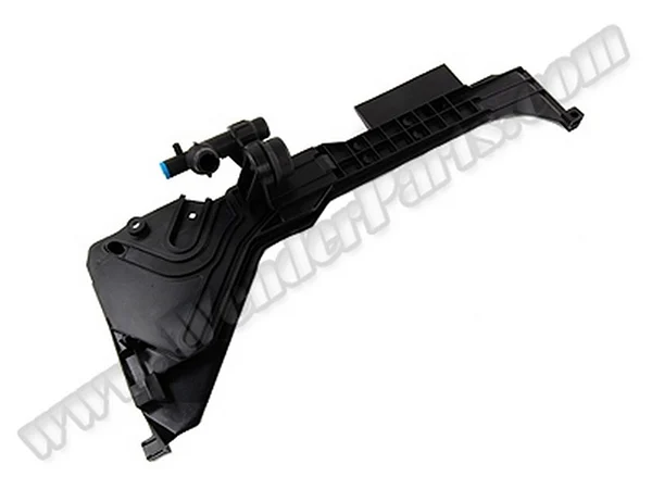 BMW X3 E83 Radyatör Su Depo Montaj Plakası Manuel Şanzıman 2.0-3.0i